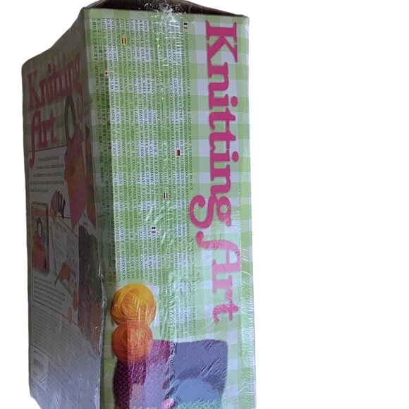 Knitting Art Kit  Kids Beginners Mini Handbag Cushion Cover Instruction Yarn NEW - Picture 8 of 9